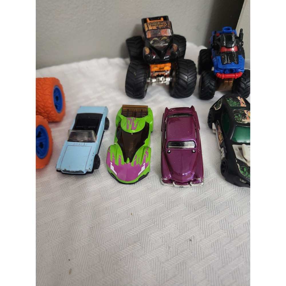 Mixed Toy Vehicle Lot 7pc Monster Trucks Diecast Cars Captains Curse Off-Road